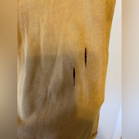 New P.O.L. Caramel Distressed Sleeveless Top - large - Picture 3 of 5